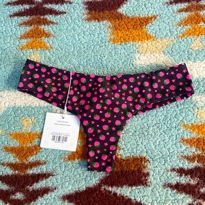 NWT mid rise Brazilian bikini bottom color ruby kisses. Size xs